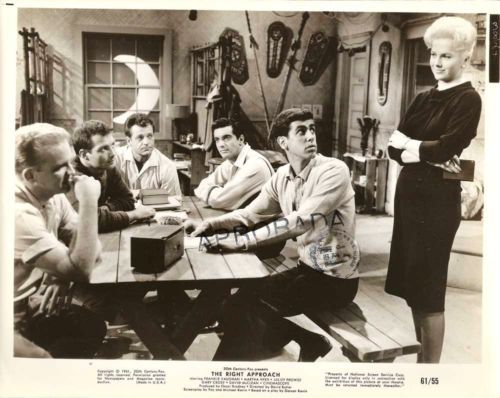 Martha Hyer Frankie Vaughan The Right Approach 1961