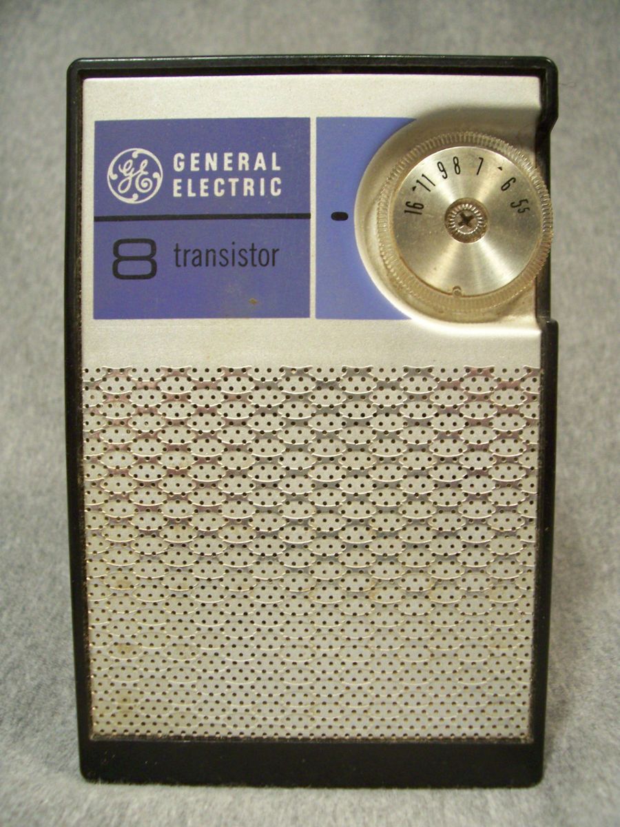 General Electric 8 Transistor Radio Am Radio Vintage 1960S