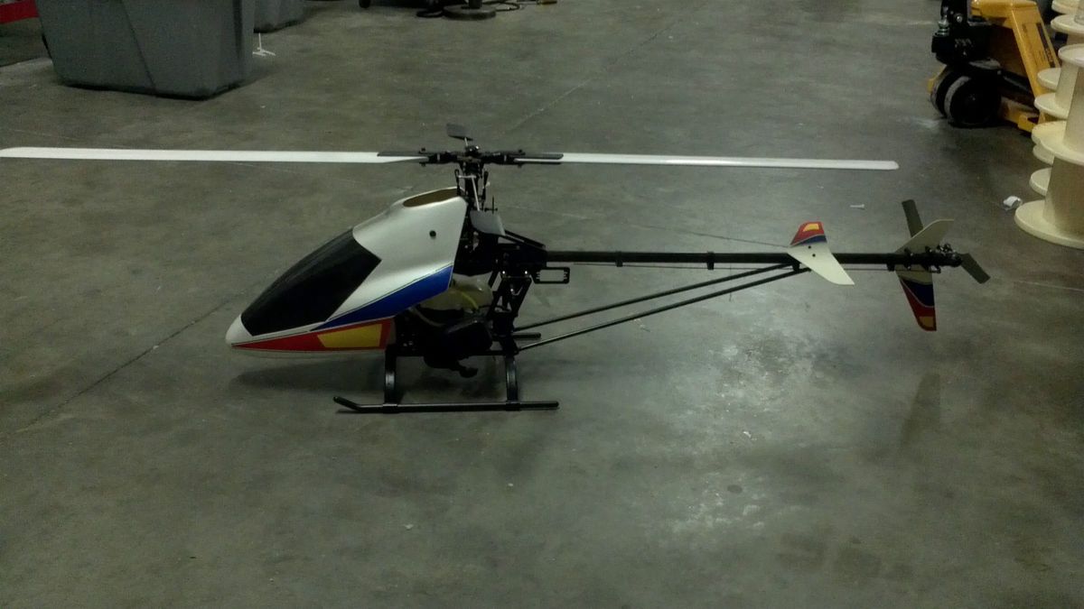 INTREPID GAS RC HELICOPTER