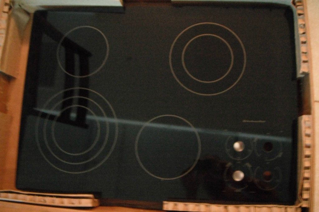 Main Glass Cooktop Black W10140987