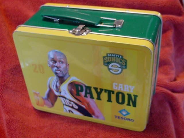  SUPER SONICS NBA METAL LUNCH PAIL LUNCHBOX RASHARD LEWIS & GARY PAYTON