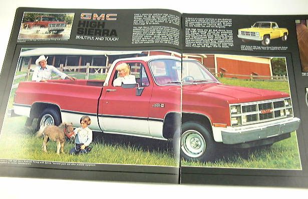 1984 84 GMC Pickup Truck Brochure Sierra C1500 C2500