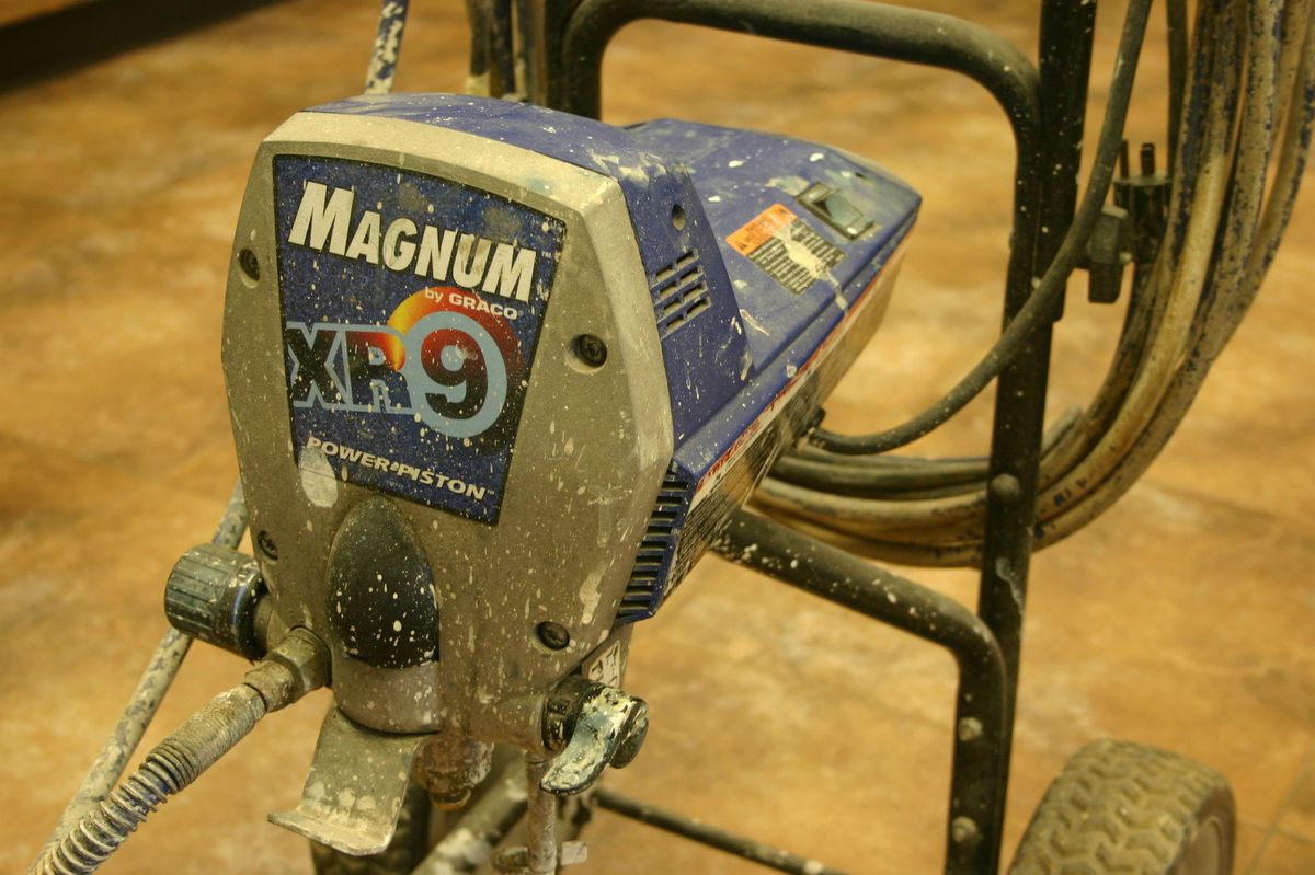 Graco Magnum XR9 XR 9 Airless Paint Sprayer