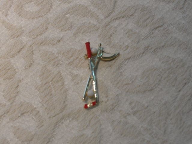 Vintage Golf Pin Brooch GerryS