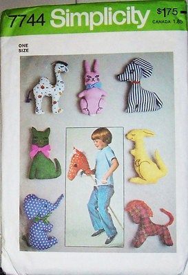 Simplicity Craft Pattern 7744 Retro 1976 Stuffed unique Animals