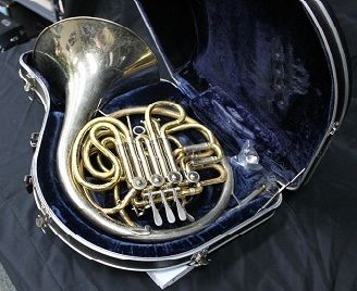 Conn 6d French Horn BB F w Conn 8D Bell