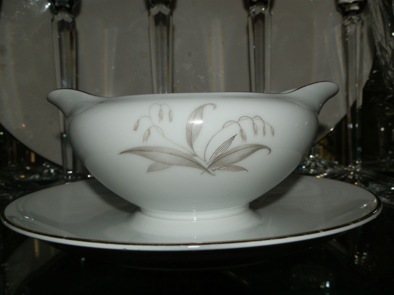 GRAVY BOAT