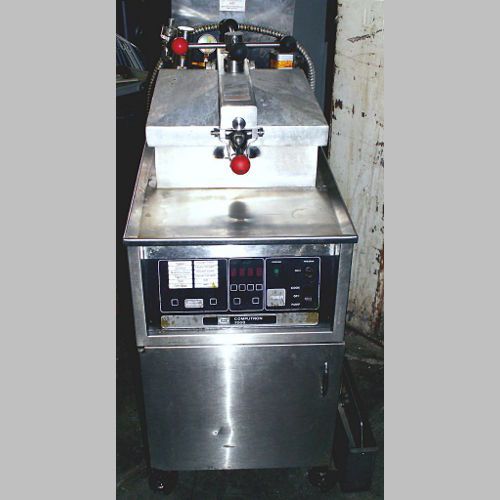 Henny Penny 500C Pressure Fryer w/ Computron 7000