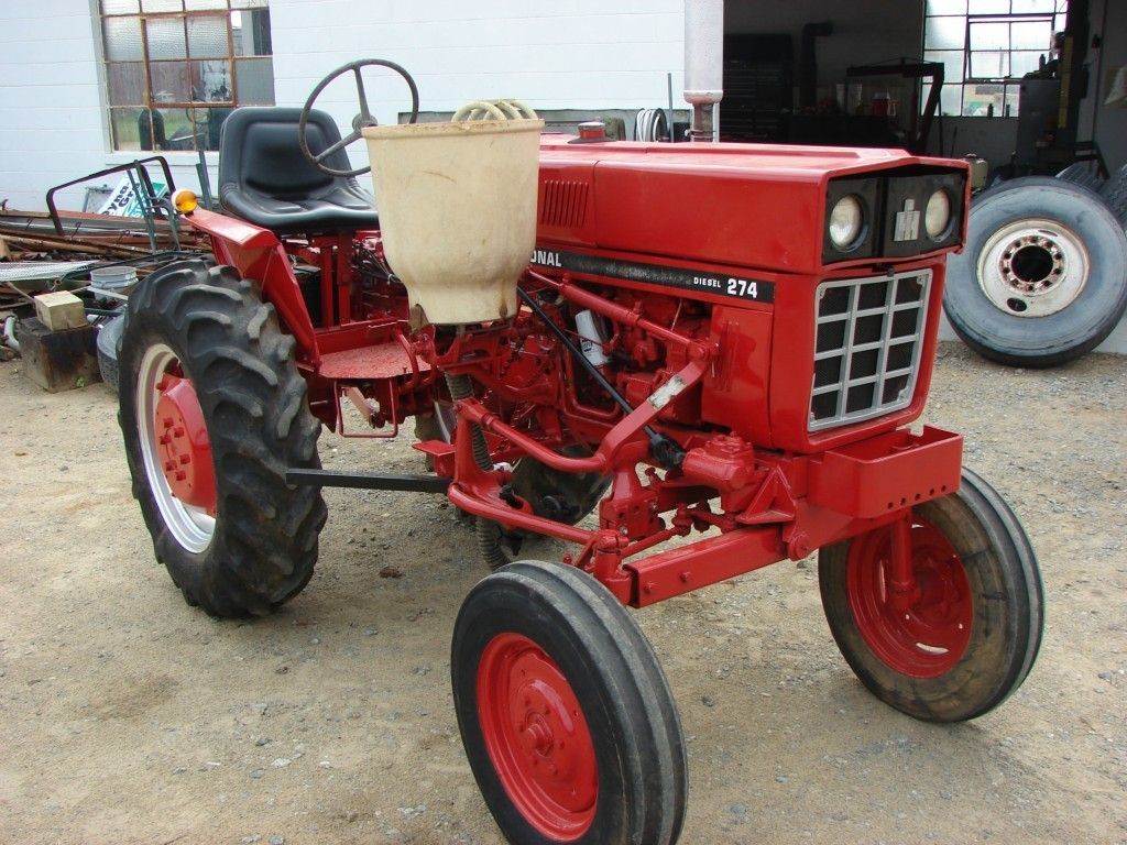 Case International 274 Diesel Farm Tractor Farmall