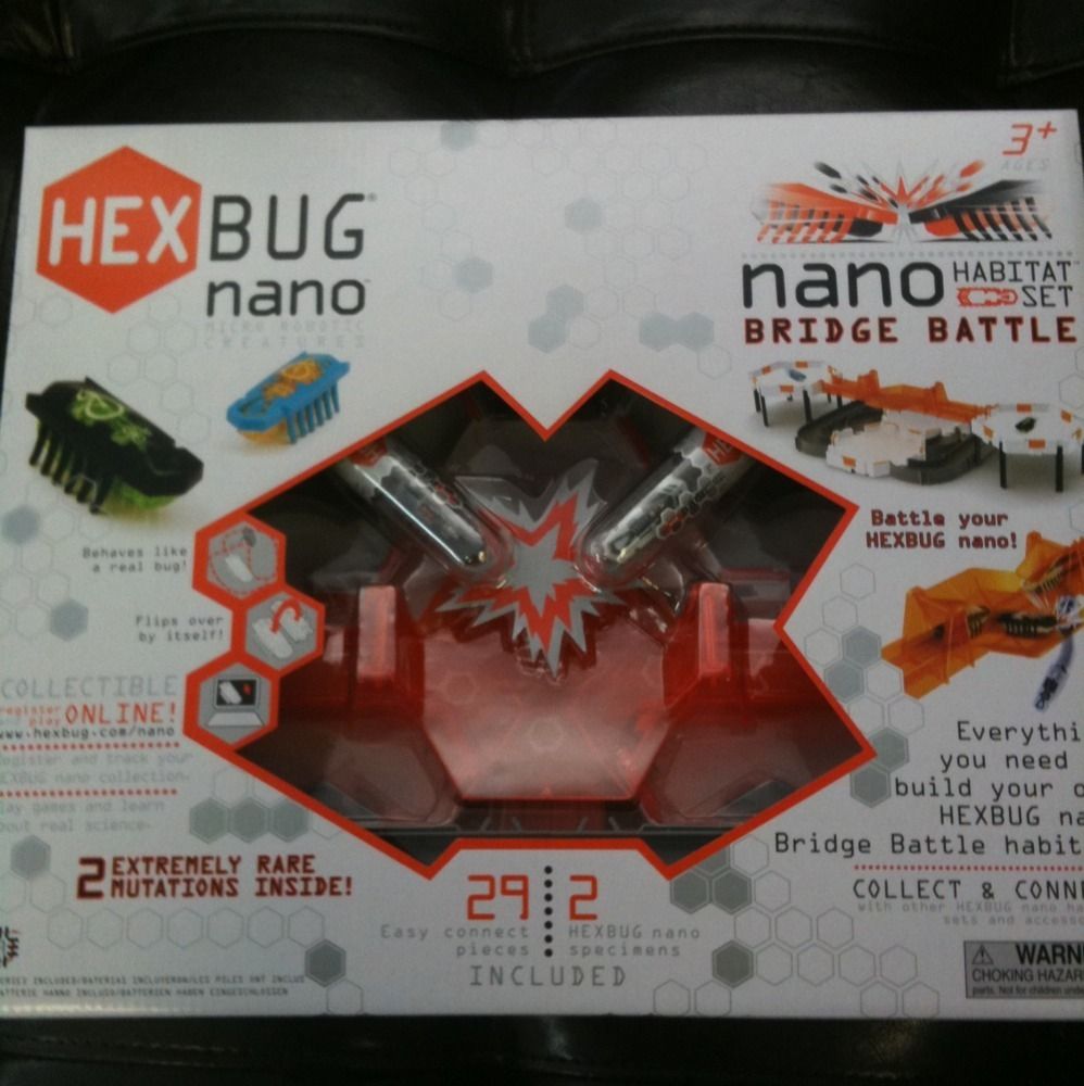 Hexbug Nano Habitat Bridge Battle Set 2 Bugs Included