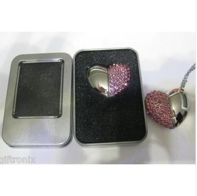  Capacity Diamond Heart 4GB/ 32GB USB 2.0 Flash Memory Drive Disk X44