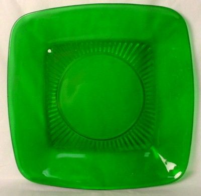 Anchor Hocking Cry Charm Forest Green Luncheon Plate