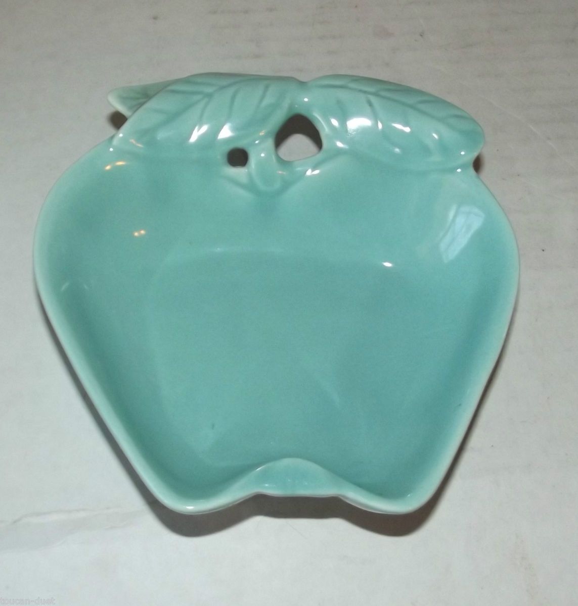 HOENIG VINTAGE CERAMIC CALIF POTTERY TURQUOISE CANDY NUT DECOR DISH