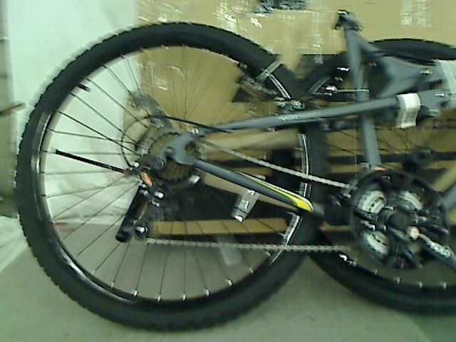 Huffy 26 inch Dual Suspension 21 Speed Bike Ballistic Silver Satin 19