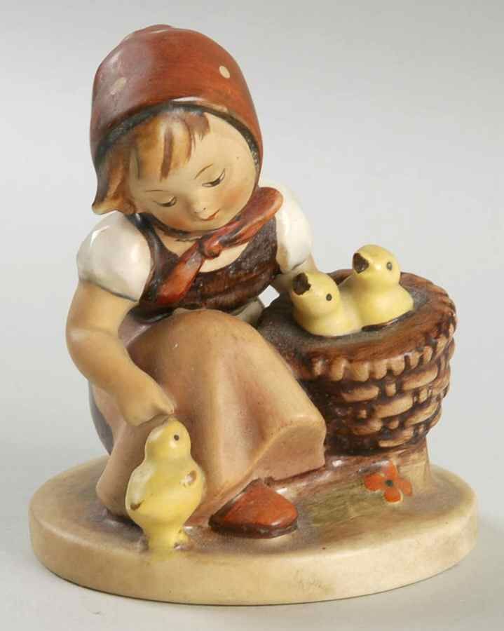 Hummel Figurine TM1 I Chick Girl 7166206