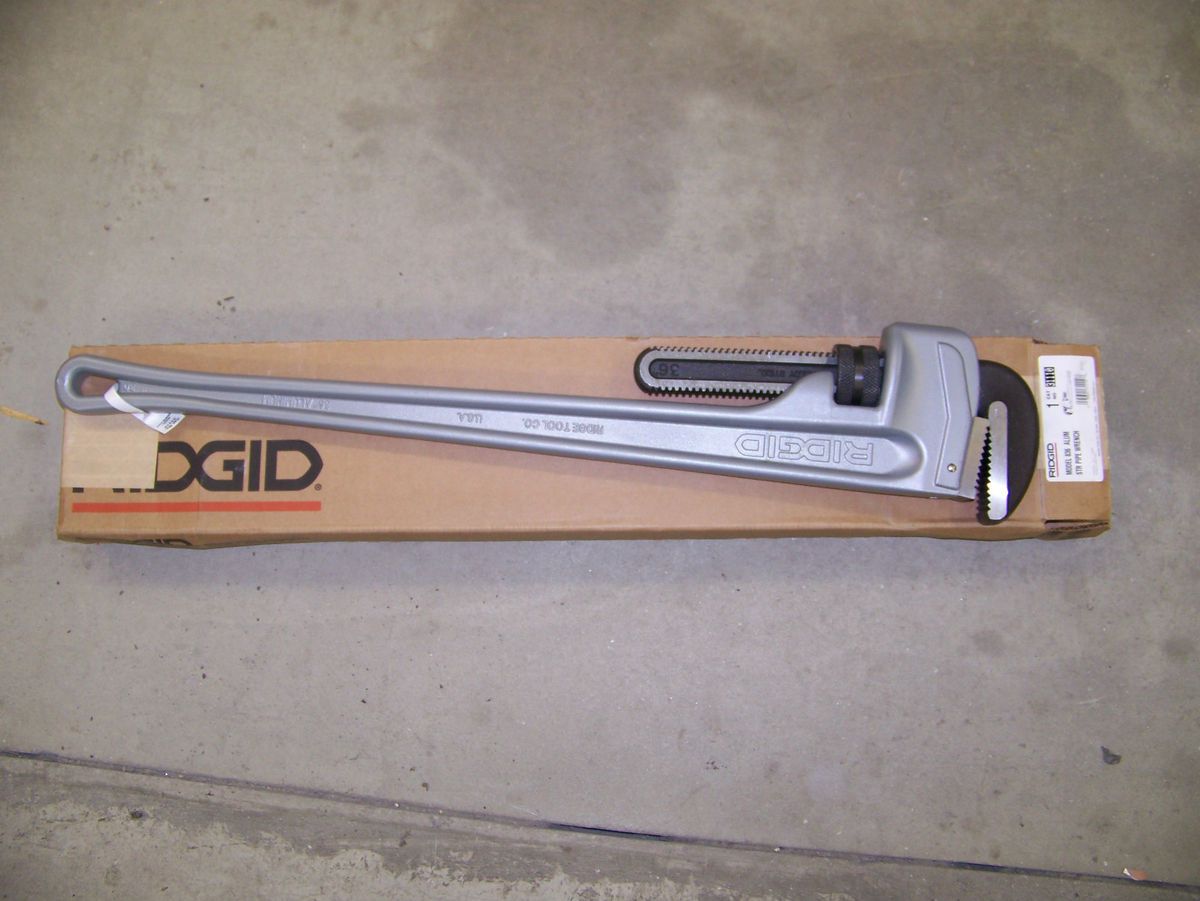 Ridgid Model 836 36 Aluminum Pipe Wrench 31110