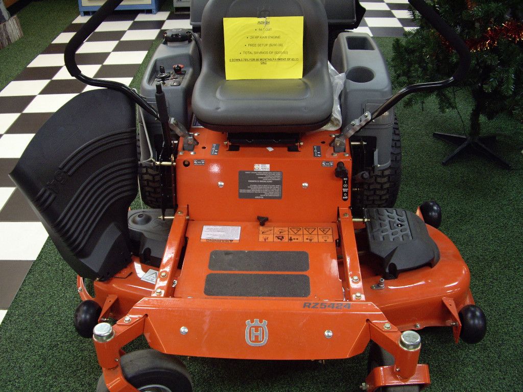 Husqvarna RZ 5424 Zero Turn Mower