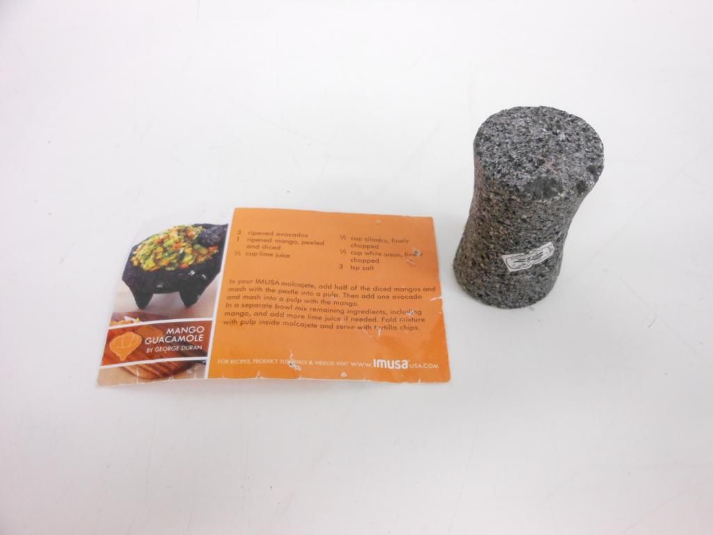 IMUSA Lava Rock Molcajete