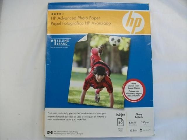 HP Advanced Photo Paper Glossy 8 5x11 200 Sheets Q7853A