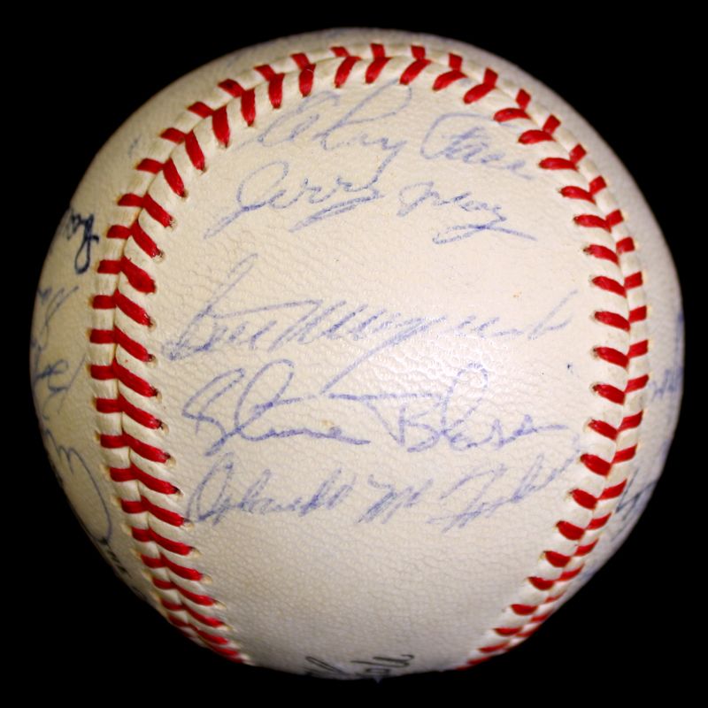 1964 Pirates Team Signed Baseball JSA Roberto Clemente