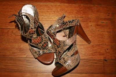 Jeffrey Campbell SJP Sarah Jessica Parker Size 7 5 Heel Python Animal