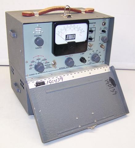 Vintage Jerrold 704B Calibrated Field Strength Meter