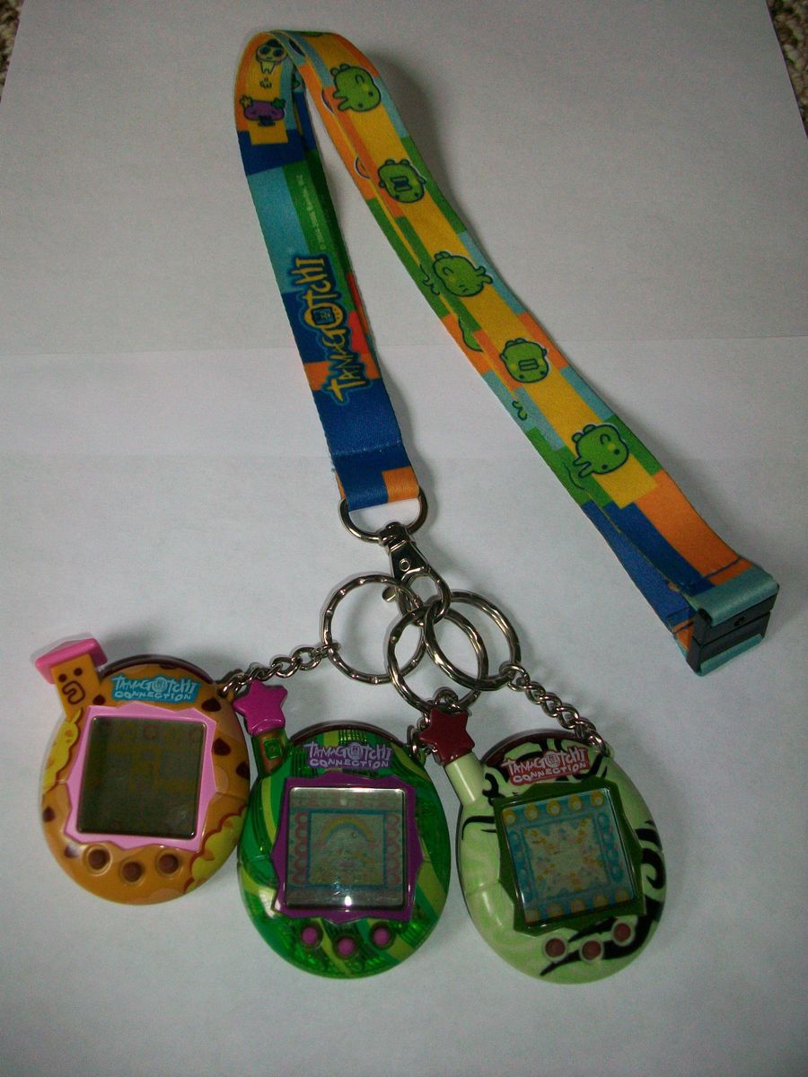 TAMAGOTCHI GIGA PETS W/ LANYARD V4.5 V5.O EXCELLENT CONDITION CLEAN