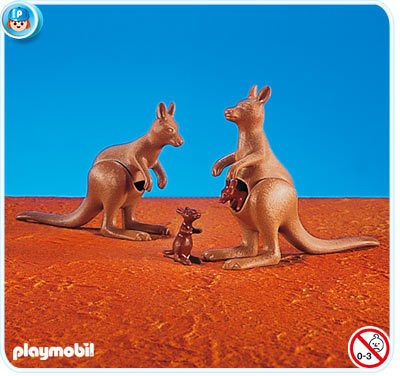Playmobil 7226 2 Kangaroos and 2 Joeys Set Brand New