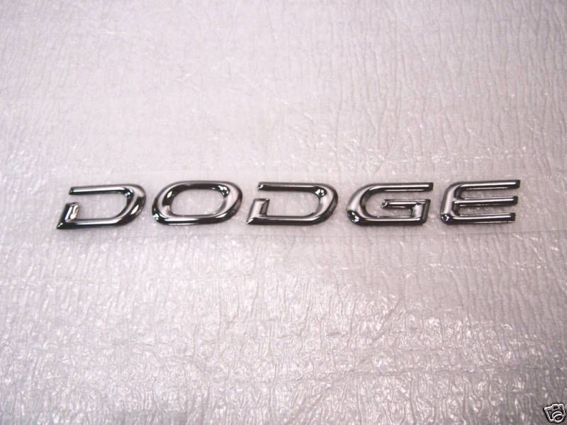 04 05 06 Sebring Stratus Rear Nameplate