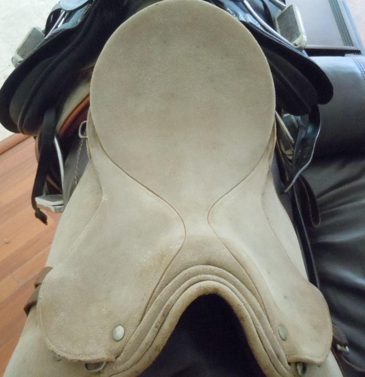 Kieffer Light Colored Suede Dressage Saddle Very RARE 17