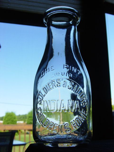  SOLDIER SAILOR CHILDRENS HOME Knightstown INDIANA dairy milk bottle