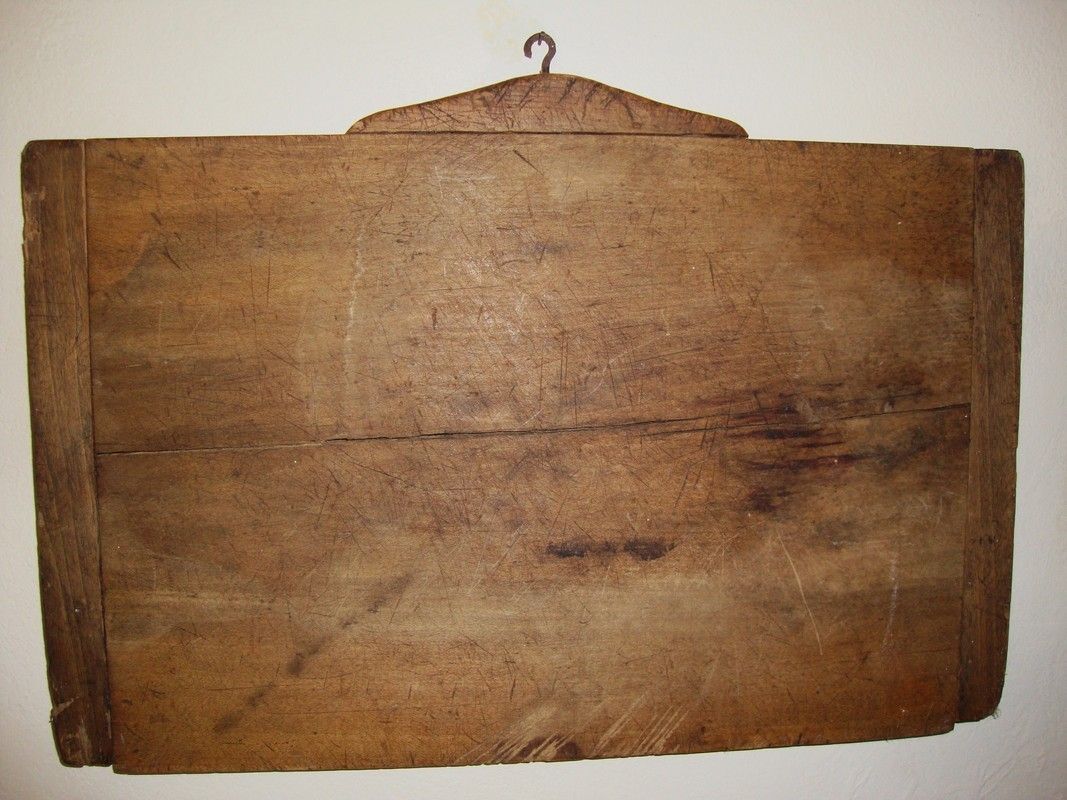 ANTIQUE PRIMITIVE OLD UNUSUAL CUTTING BREAD BOARD WOODEN HANGING AAFA