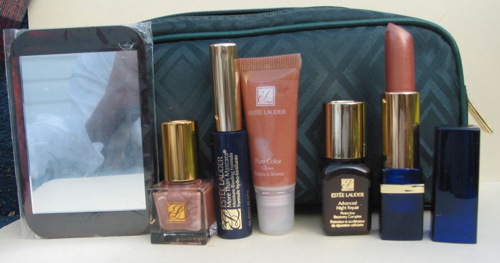 estee Lauder★brand New Mirror Nail LaQ Mascara Lip etc in Bag