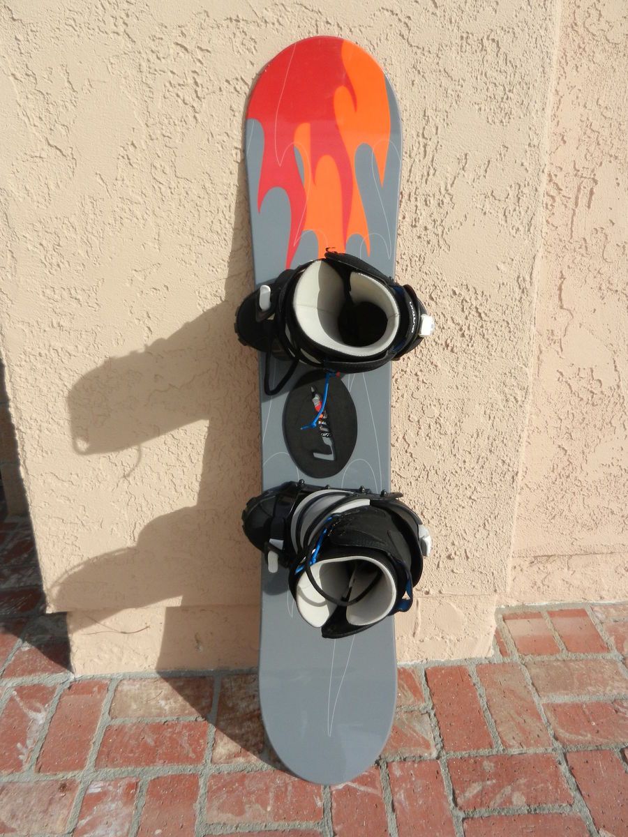 Liquid Hot Rod Snowboard 128 cm w Lamar MX 1 Bindings