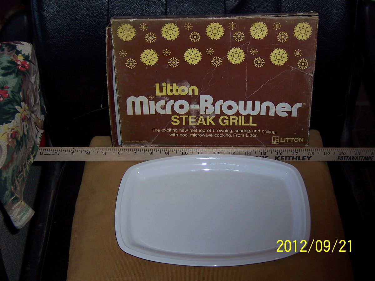 Litton Micro Browner 11½ x 8 Microwave Steak and Bacon Grill