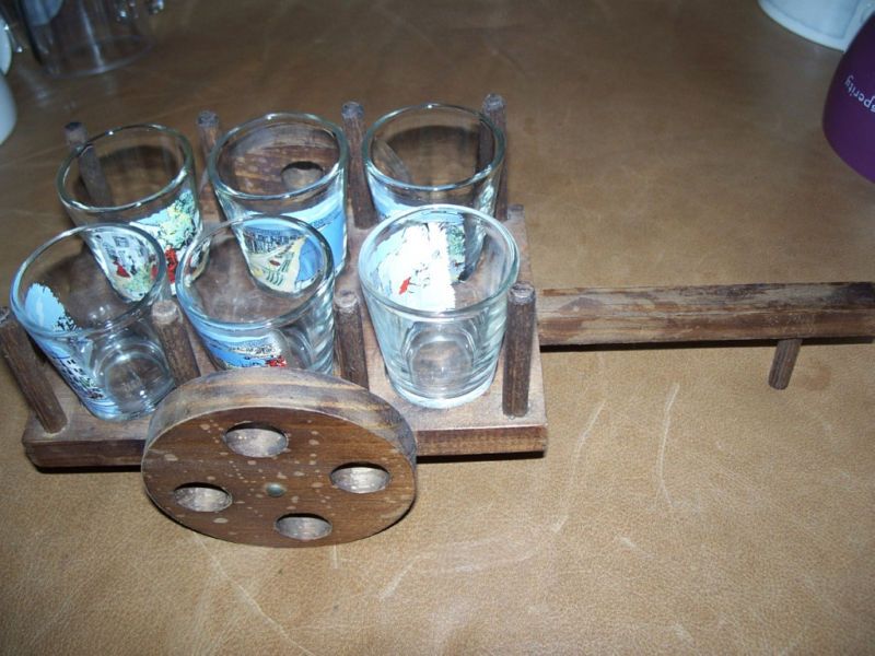 Malaga Spain Shot Glass Glasses Set of 6 in Wood Wagon