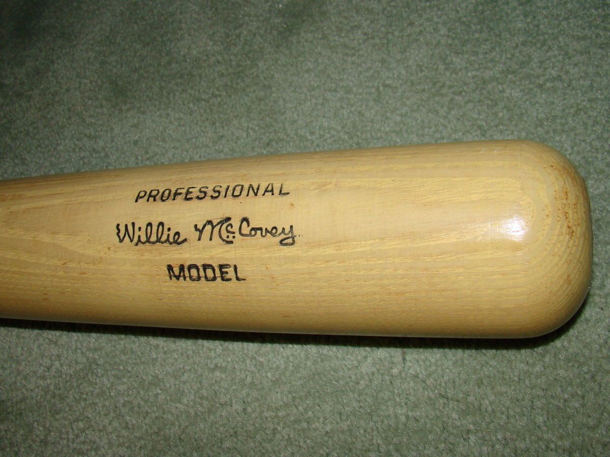 Mint 1967 Adirondack 34 Signature Baseball Bat Willie McCovey