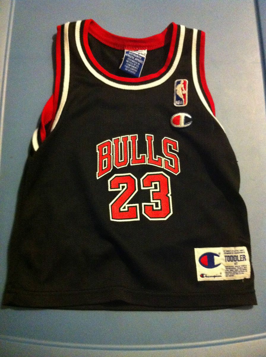 Michael Jordan 23 Black Chicago Bulls Jersey Toddler Size 4T