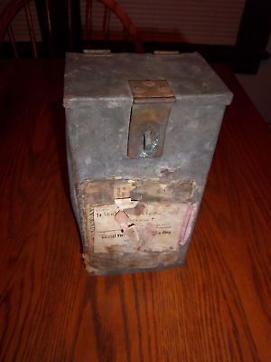 VINTAGE RAILWAY EXPRESS LOCK BOX CVPS RUTLAND VT ANTIQUE RAILROAD