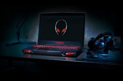 Dell Alienware M17X R4/i7 3720QM/FULL HD/2GB AMD 7970M/500 GB + 64GB