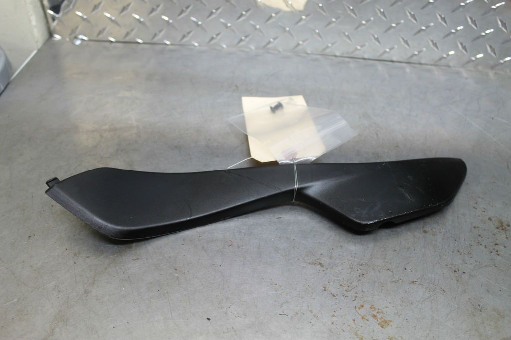 06 07 Honda CBR 1000RR CBR 1000 RR Right Tank Trim Fairing B53 #10524