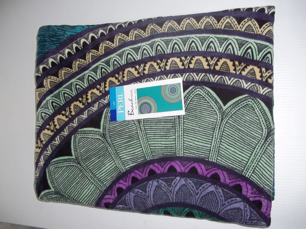 PERI TRIBAL MEDALLION 40 X 70 IN (102 X 178CM) BEACH TOWEL NWT