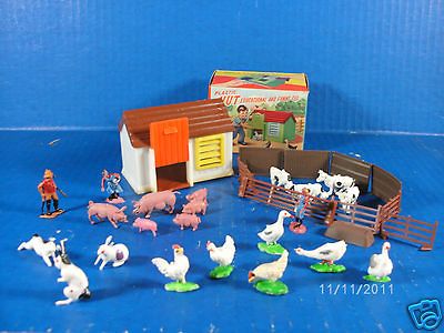 Vintage PLASTIC HUT FARM in original box Cake Decorations Party Favor