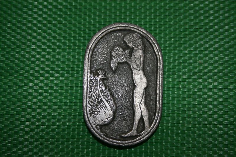 1970s Aubrey Beardsley Lady with Peacock Buckle NOS