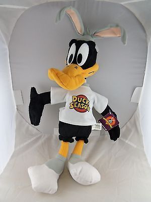 Tunes Daffy Duck 15  Plush with Shirt  Duck Season new with tag