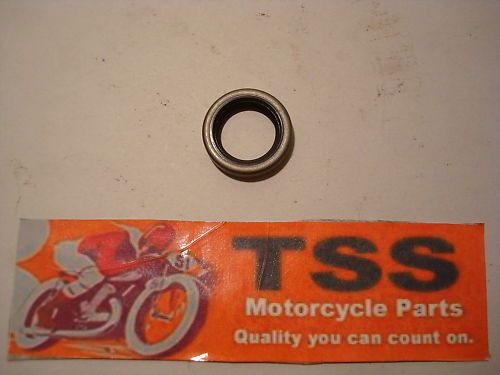 70 3833 TRIUMPH T100 TRAP DOOR CLUTCH COVER PLATE SEAL