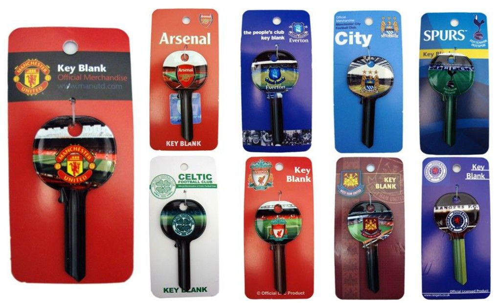 OFFICAL FOOTBALL CLUB   BLANK DOOR KEYS   SOUVENIR GIFT XMAS