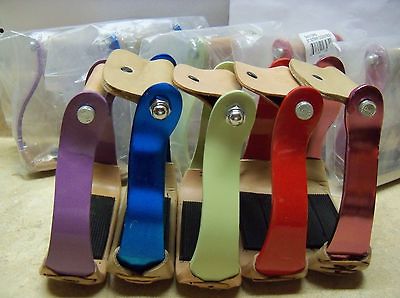 Contest Barrel Racing Saddle Stirrups 3 Rubber Grips Purple Blue