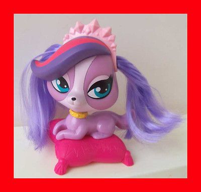 2012 McDONALDs LITTLEST PET SHOP ZOE TRENT DOG FIGURE HAPPY MEAL TOY