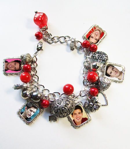 BIG TIME RUSH ** LOGAN HENDERSON ** Charm Bracelet